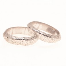 ALIANZAS CHECKERED ORO BLANCO
