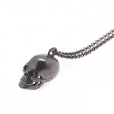 COLGANTE CALAVERA
