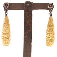 PENDIENTES BAROQUE LONG BONE