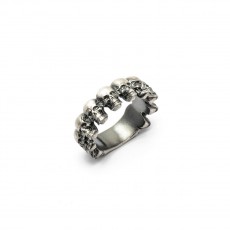 ANILLO RAIVE PLATA CALAVERAS MEDIANAS